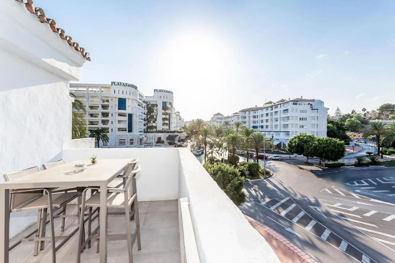 Apartment By Riva - Chic, Contemporary Studio In Puerto Banus Gardens Marbella