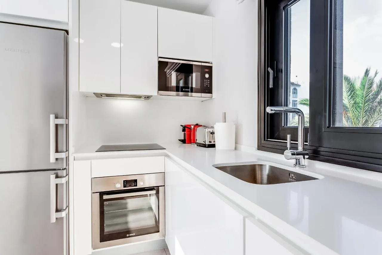 Apartment By Riva - Chic, Contemporary Studio In Puerto Banus Gardens Marbella